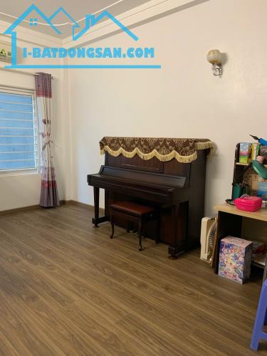 Phố BỒ ĐỀ - 55m2 - 5 tầng. 4.5 m MT  - 2 THOÁNG - kinh doanh đỉnh - nhỉnh 9 tỷ - 1