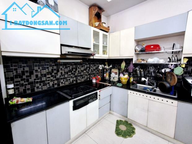 SIÊU PHẨM 3 TẦNG ĐƯỜNG SỐ 18 ( M1) - 73M2 (4*18.1) - HẺM 8M KINH DOANH ĐỈNH. CHỈ HƠN 6 TỶ - 3