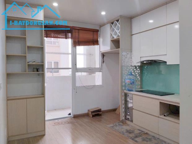 Cho thuê CC  tại K35 Tân Mai, 13 triệu, 92 m2, 3PN, 2WC, Full Đồ, Ở Luôn  0911 122 316