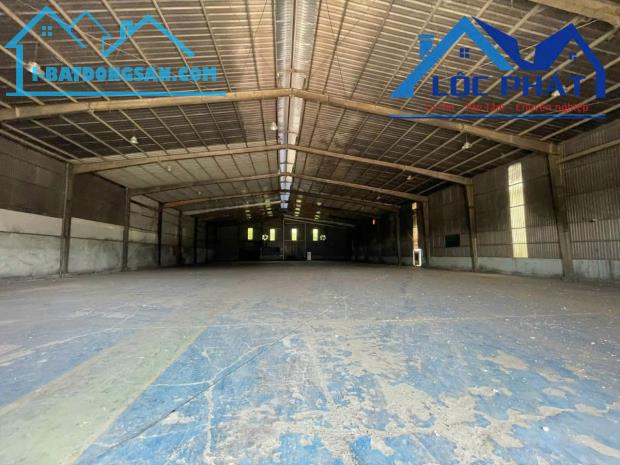 Cho thuê xưởng 2.200m2 P Phước Tân, Tp Biên Hoà, ĐN giá 85 triệu