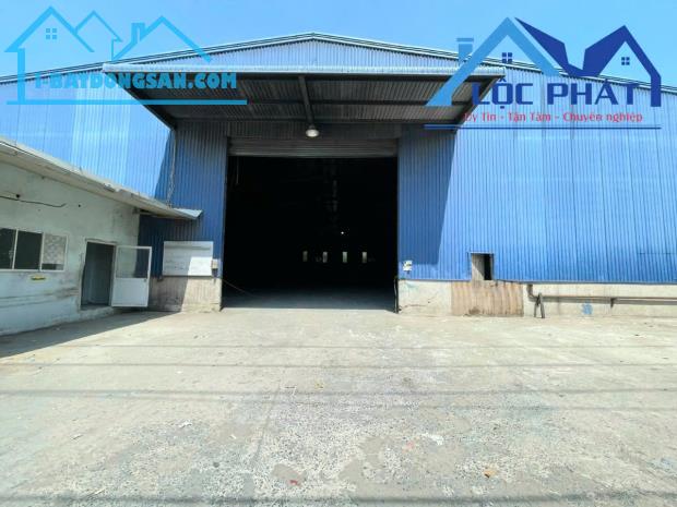 Cho thuê xưởng 2.200m2 P Phước Tân, Tp Biên Hoà, ĐN giá 85 triệu - 3