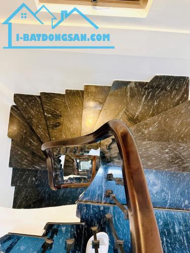 BÁN NHÀ TRẦN THÁI TÔNG - CẦU GIẤY, 35M², 5 TẦNG, SANG TRỌNG - 6.4 TỶ - 4