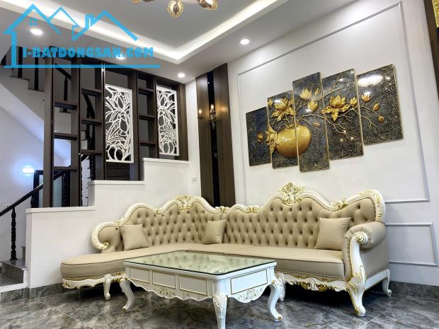 Giá rẻ nhất phố! Chùa Bộc, ô tô tránh, lô góc 3 thoáng, kinh doanh, ô chờ thang máy - 3