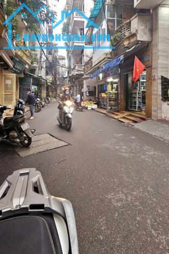 NHÀ GẦN HOÀNG QUỐC VIỆT 60mx5T - FULL NỘI THẤT - CHO THUÊ  35TR/ THÁNG  - 7,5 TỶ - 2
