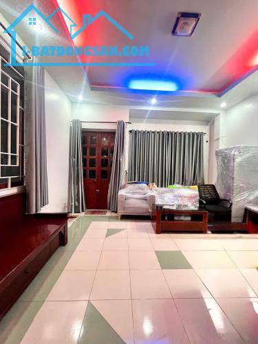 LÔ GÓC 2 MẶT TIỀN LÊ ĐÌNH CẨN 100M2 --2 TẦNG --XE HƠI NGỦ TRONG NHÀ - 3