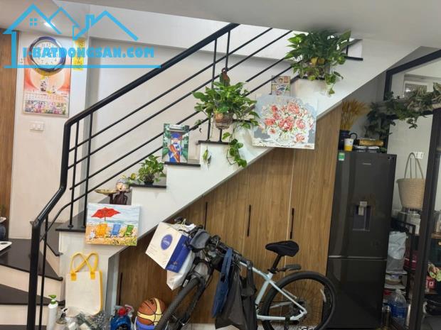 Lô góc 3 thoáng kinh doanh, ô tô đỗ cửa, mặt tiền 5.1m, 59m2, 5 tỷ, Xuân Hồng, Thanh Xuân