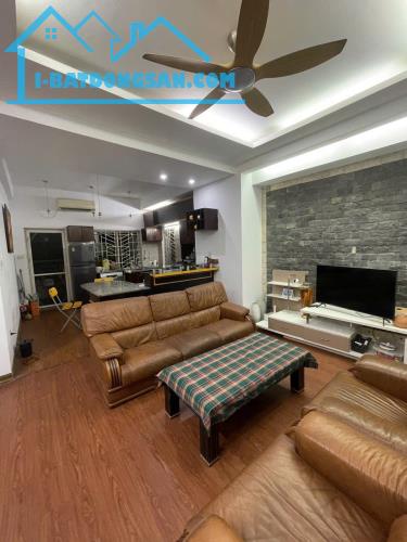 Cho thuê căn hộ chung cư Vũ Phạm Hàm 96m2, 2 ngủ, 15 Triệu - Full đồ - 3