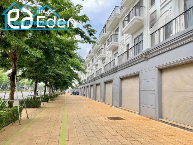 Nhượng gấp nhà mặt tiền Nguyễn Chí Thanh - Eco City - siêu hấp dẫn!!! - 2