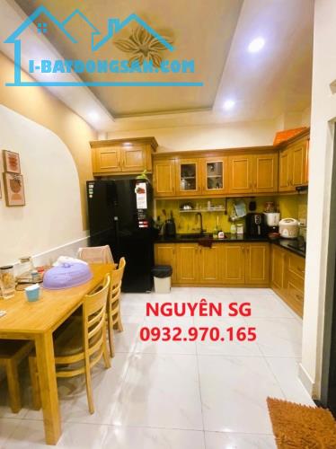 SIÊU PHẨM 4 TẦNG, DT 40 M2 (4 x 10), SÂN RỘNG ĐẬU 10 XE MÁY, HOÀNG HOA THÁM, BÌNH THẠNH. - 1