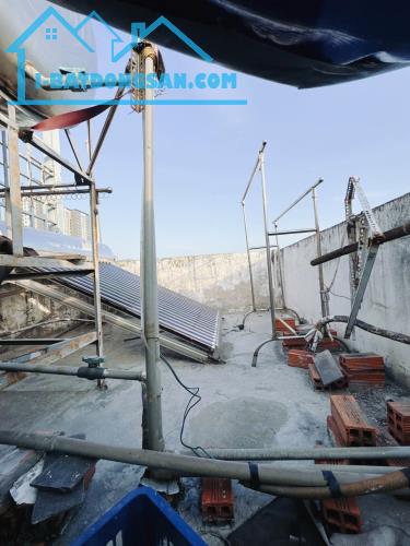 Sát mặt tiền Đoàn văn bơ p 8 Q4
- Sổ Riêng Không quy hoạch giá tốt 
DTSD 80 M2 CÓ 4 TỶ - 3