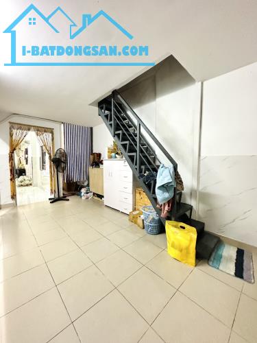 Ngộp bank ! Giảm 2 tỷ. Nhà 3 tầng hxh Lê Văn Sỹ,76m2,ngang 5,5m,4PN.Sổ vuông. - 2