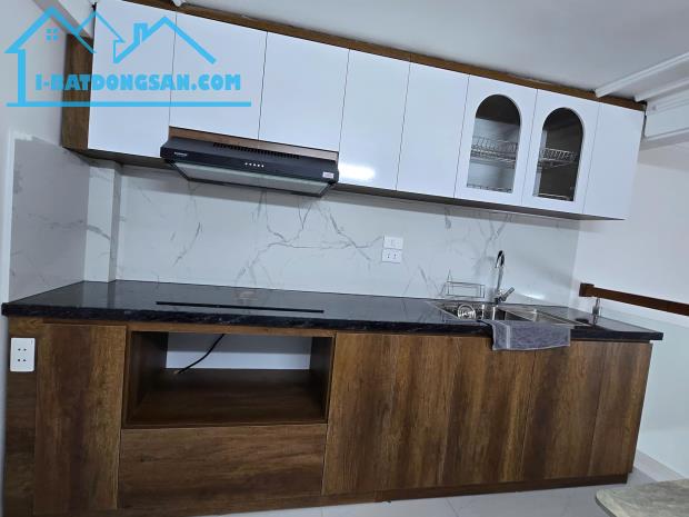 BÁN NHÀ HOÀNG HOA THÁM – TÂY HỒ - 37M – 5 TẦNG – GIÁ 8.2 TỶ - 2