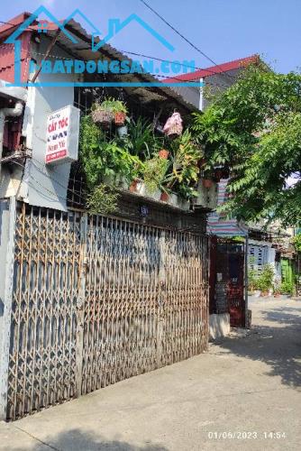 Cần bán nhà gấp, diện tích 85m2, gần chợ và trường học khu vực quận Ba Đình - 2