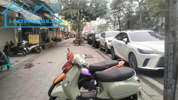 TỨ HIỆP- THANH TRÌ
BÁN TOÀ NHÀ  7 TẦNG- MT: 5M THANG MÁY NHẬP- PHÂN LÔ TỨ HIỆP - VỈA HÈ - 1