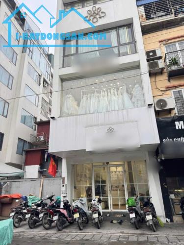 TỨ HIỆP- THANH TRÌ
BÁN TOÀ NHÀ  7 TẦNG- MT: 5M THANG MÁY NHẬP- PHÂN LÔ TỨ HIỆP - VỈA HÈ - 2