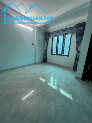 BÁN NHÀ LÔ GÓC - Ô TÔ ĐỖ CỬA - KHU TT CÁN BỘ VĨNH QUỲNH 35M 4 TẦNG GIÁ 6.3 TỶ - 3
