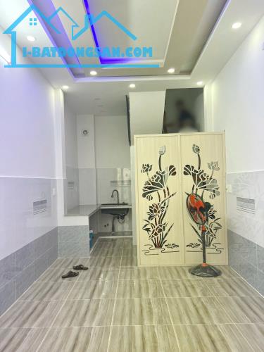 Nhà 4 tầng hẻm thẳng đường Bùi Minh Trực P5Q8. Giá 4.8 tỷ TL - 4
