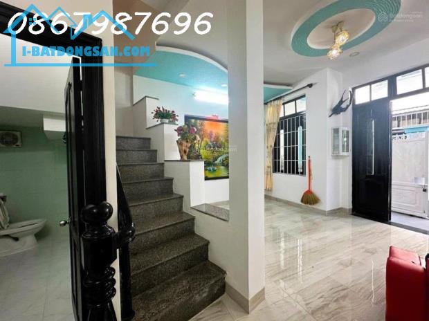 Bán nhà hẻm trần nhật duật ngay trung tâm - 1