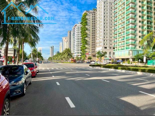 Bán đất MT Đường Phùng Hưng –Ngang 6,5 - Sát biển Nguyễn Tất Thành. DT 79M2 – Giá 7,4 TỶ