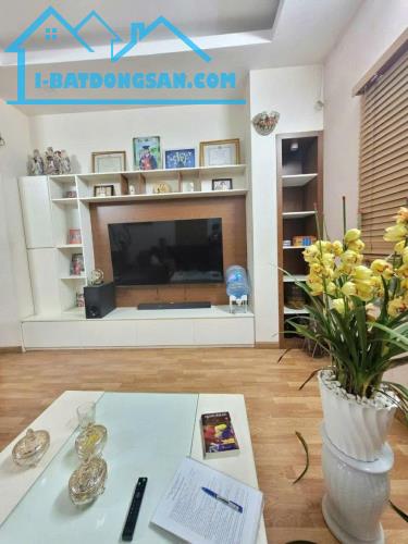 TÔN THẤT TÙNG - ĐỐNG ĐA - LÔ GÓC 3 THOÁNG - 50M2 - 4 TẦNG  - CHỈ 9.7 TỶ (CÓ TL) - 4