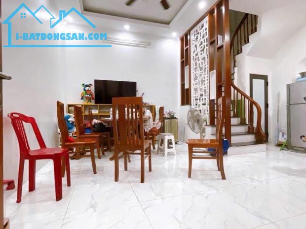 NHÀ HÓT! HIẾM CÓ - 32M 5 TẦNG  NGAY  TỔ 12 YÊN NGHĨA  HÀ ĐÔNG - HÀNG  ĐẦU TƯ - 4.99 TỶ - 1