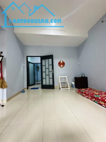 BÁN NHÀ TÂN SƠN NHÌ – SÁT HXH – CHỈ 3.85 TỶ – NHÀ ĐẸP Ở NGAY!  🏡 DT 38m² (4.6 x 9) – - 1