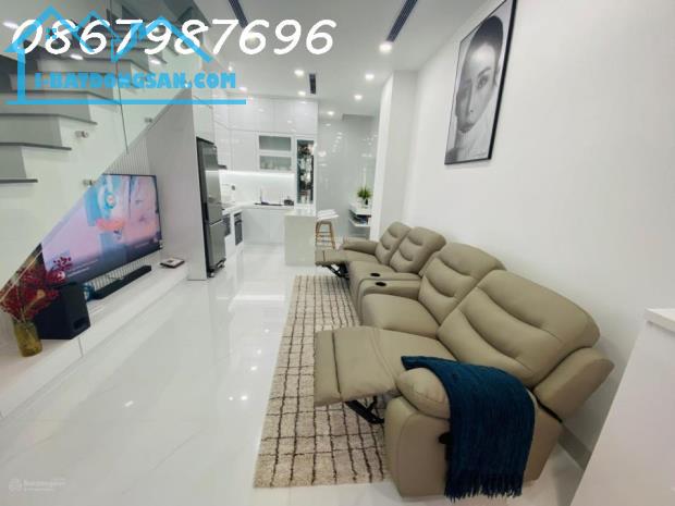 Bán Nhà 3 Tầng Đẹp Tại Số 211 Tổ 22 Hà Ra Hẻm Phan Văn Vũ, TP Nha Trang - Giá Chỉ 3.9 Tỷ