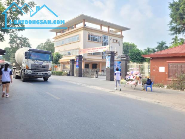 chỉ hơn 3 tỷ có ngay 60m Đất trục chính tỉnh lộ, kinh doanh, oto tránh, giá đầu tư.