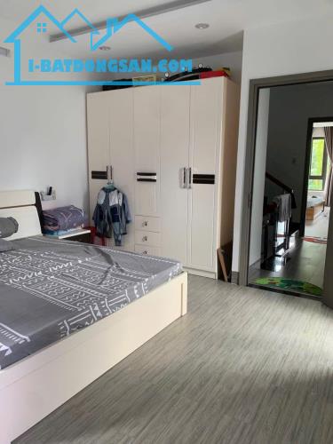 Bán nhà  4 Tầng 3 mặt Kiệt Đường 2/9 , Quận Hải Châu, Đà Nẵng. - 2