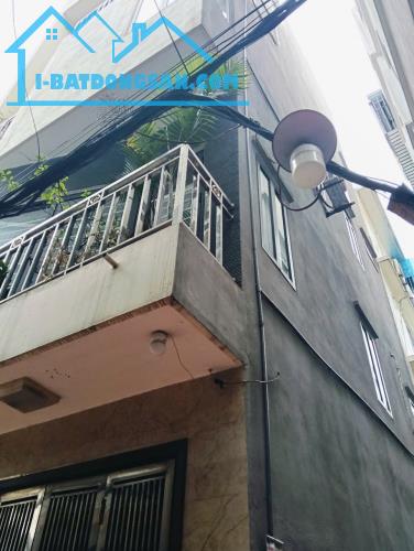 Lô góc- ô tô đỗ - bán nhà dân xây Cổ Linh- Long Biên- 5 tầng nhỉnh 6 tỷ