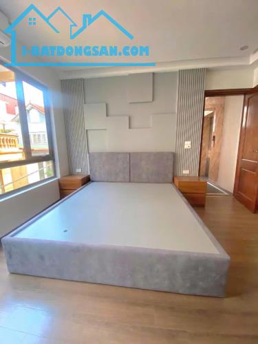 BÁN NHÀ MẶT PHỐ KINH DOANH, Ô TÔ VÀO NHÀ, 7 TẦNG THANG MÁY, 40M2 GIÁ 12 TỶ - 3