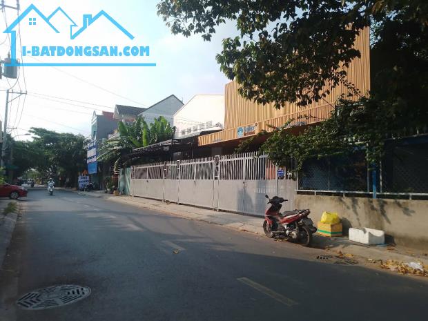Bán Gấp Bãi Xe 5393m2 có 210 tỷ Mặt Tiền Thạnh Lộc Quận 12 TP. Hồ Chí Minh - 1