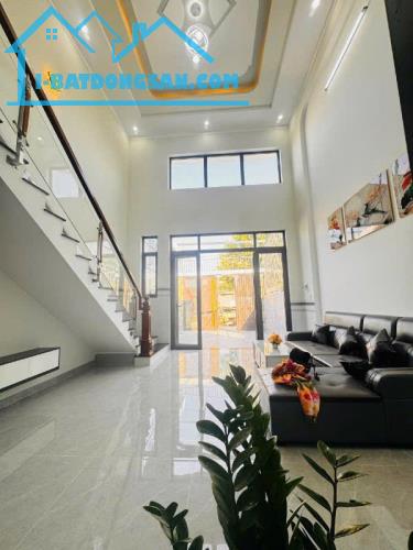 BÁN NHÀ SỔ RIÊNG GẦN CHỢ THANH HÓA PHƯỜNG TRẢNG DÀI 2 tỷ 550 - 2