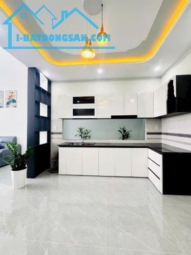 BÁN NHÀ SỔ RIÊNG GẦN CHỢ THANH HÓA PHƯỜNG TRẢNG DÀI 2 tỷ 550 - 4