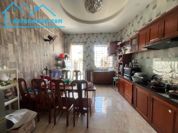 MẶT TIỀN KINH DOANH CỰC ĐỈNH, GẦN PHẠM VĂN ĐỒNG, 3 TẦNG, 4,3X31 NHỈNH 16 TỶ - 1