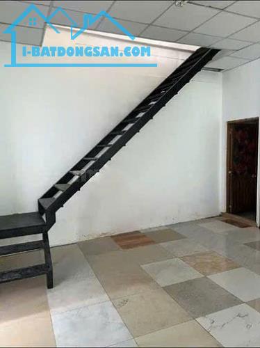 Cho thuê nhà nguyên căn sát mặt tiền Lũy Bán Bích - 55m2 - 2 tầng - 12tr/tháng - 4