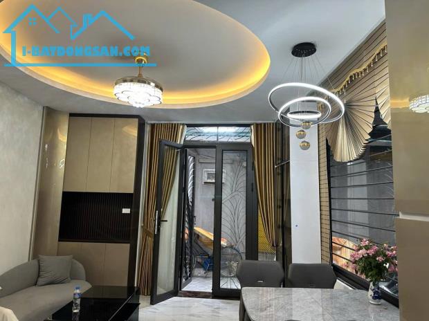 Bán nhà mới đẹp, Trần Duy Hưng, Cầu Giấy. 5 tầng, thang máy, 48m2, mặt tiền 7m, nhỉnh 13 ỷ