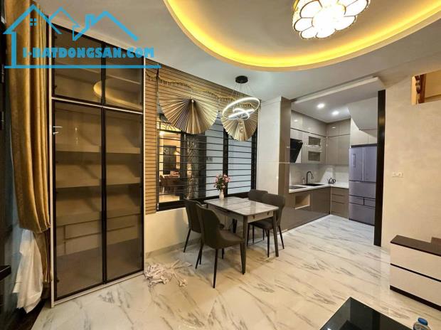 Bán nhà mới đẹp, Trần Duy Hưng, Cầu Giấy. 5 tầng, thang máy, 48m2, mặt tiền 7m, nhỉnh 13 ỷ - 2