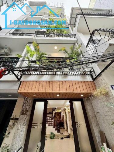 Bán nhà 40m2, 5T, MT 4m, giá 6 tỷ.Lạc Trung, Hai Bà Trưng 0947913839.