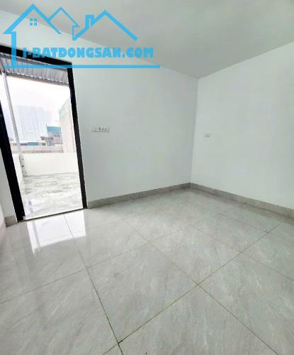 Bán nhà 40m2, 5T, MT 4m, giá 6 tỷ.Lạc Trung, Hai Bà Trưng 0947913839. - 6