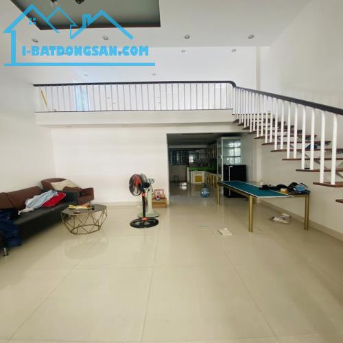 Bán Nhà 2 Tầng 50 m2 đất tại Đs 2, Phường Trường Thọ, Thủ Đức _ Chỉ có 2 Tỏi_ Đừng Mua Nếu - 3