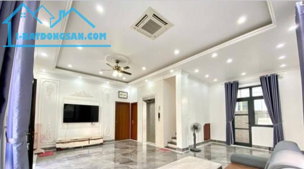 Bán nhà Bạch Đằng,Thượng Lý, Hồng Bàng, Hải Phòng. 4 tầng, 144m2, 18,5 tỷ. Ngang 12m, d2