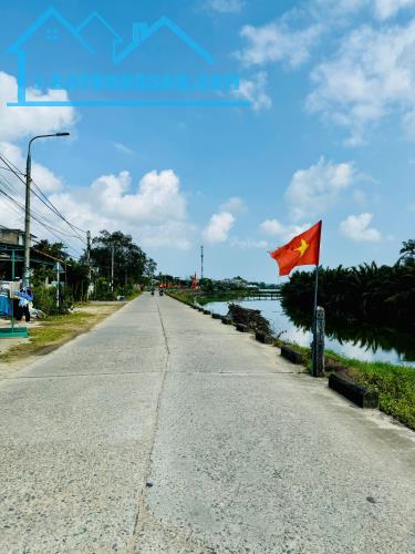 Chỉ 890 triệu cho 2 lô đất sát trục đường chính thuộc  Duy Thành - Duy Nghĩa .