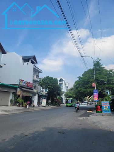 Cần bán gấp đất mặt tiền đường 11, Phường Trường Thọ