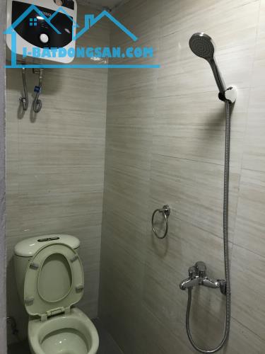 Cho thuê nhà cấp 4 mặt phố Phan Đình Giót, có gác xép, 45m2, mặt tiền 4.8m, kinh doanh tốt - 3