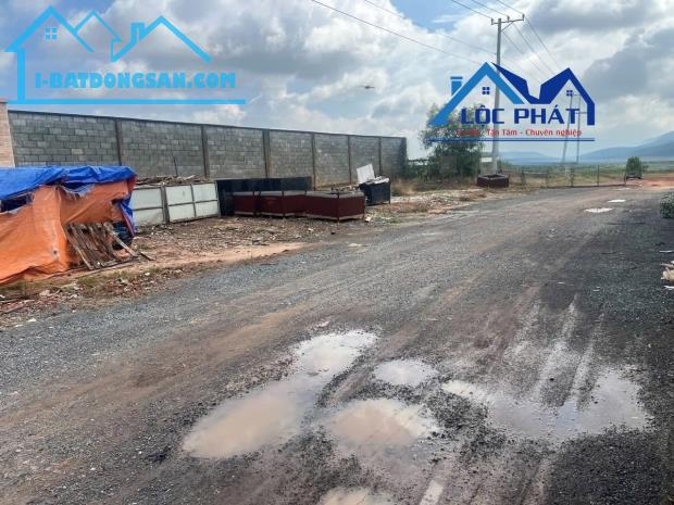 Bán đất XD nhà xưởng ( SKC) 17.600m2  Tam Phước Biên Hòa Đồng Nai giá 70,4 tỷ - 1