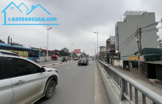 BÁN ĐẤT MẶT PHỐ ÂU CƠ, TÂY HỒ,HÀ NỘI, DIỆN TÍCH 300M2, MẶT TIỀN 10M2, VEW HỒ
