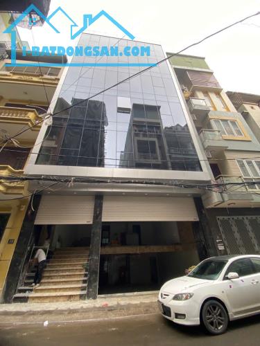 Cho thuê tòa nhà Nguyễn Xiển 8 tầng 1 hầm 125m2 MT 9m thông sàn, thang máy, PCCC đầy đủ