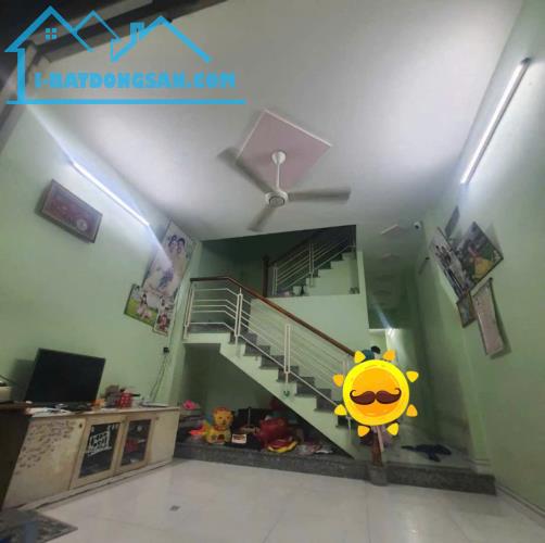 💥🏠🔥NGỘP 🆘SÁT MẶT TIỀN, HẼM THÔNG, BÌNH TÂN, 70M2, 2 TẦNG BTCT, RẺ BÈO, CHỈ NHỈNH 3 TỶ