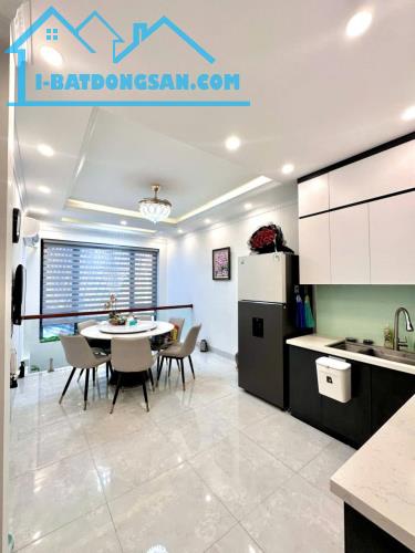 Nhà mới phố Vĩnh Phúc 5 tầng x 32m, Full nội thất giá 5.8 tỷ - 1
